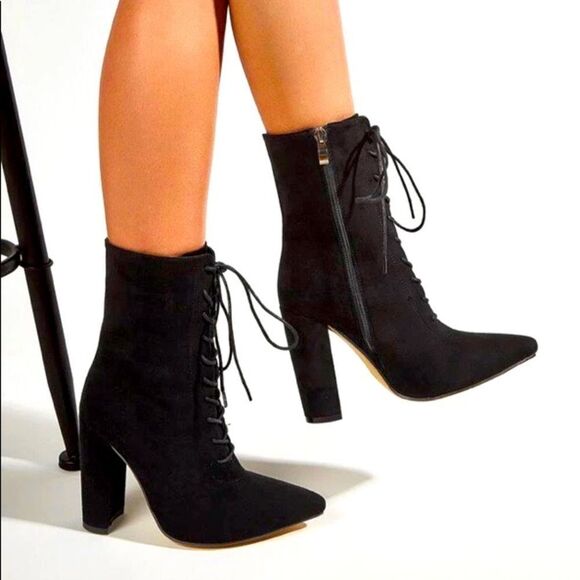 Black suede boots 👢​​​​​​​​​​​​​​ - Picture 1 of 4
